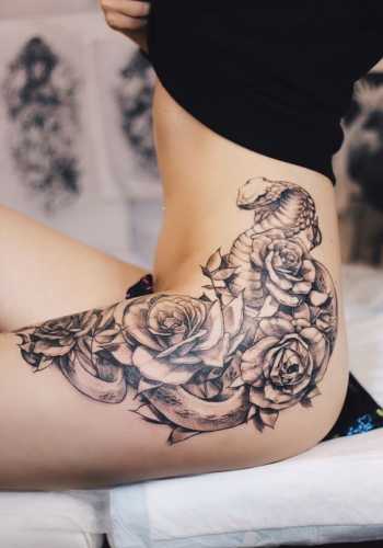 23 Snake Tattoos on Thigh Ideas for Alluring Art