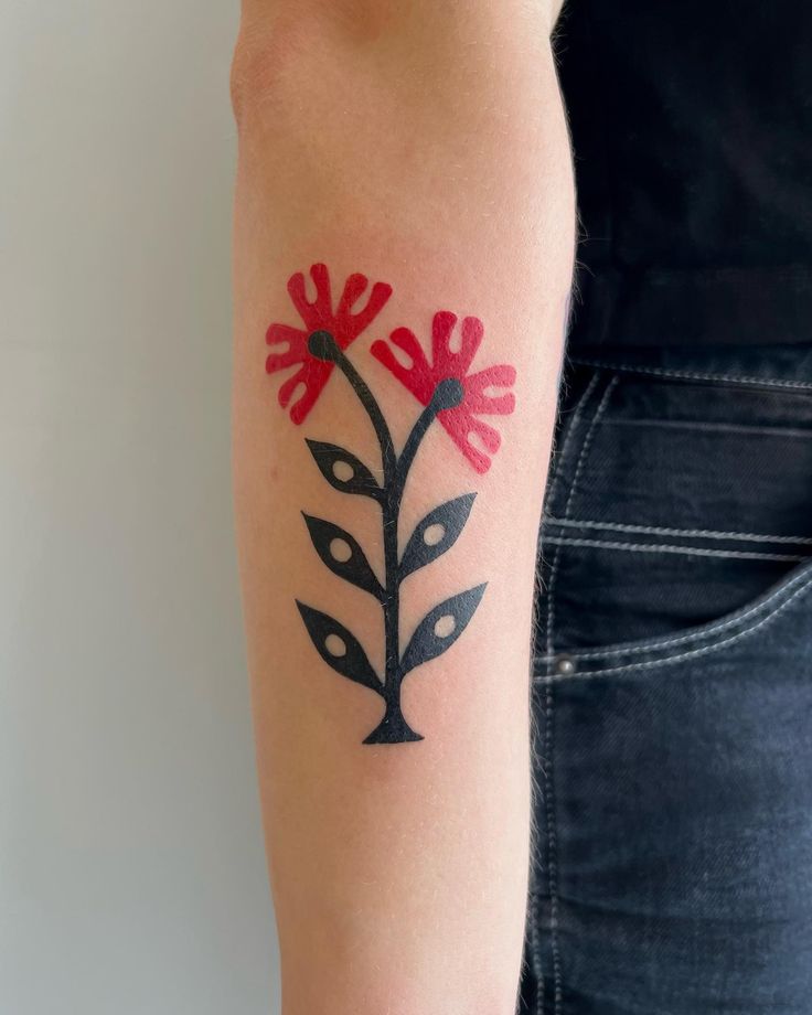 28 Poppy Tattoo Ideas for Women & Men Fine Line, Traditional, Minimalist & Bold Red Floral Designs