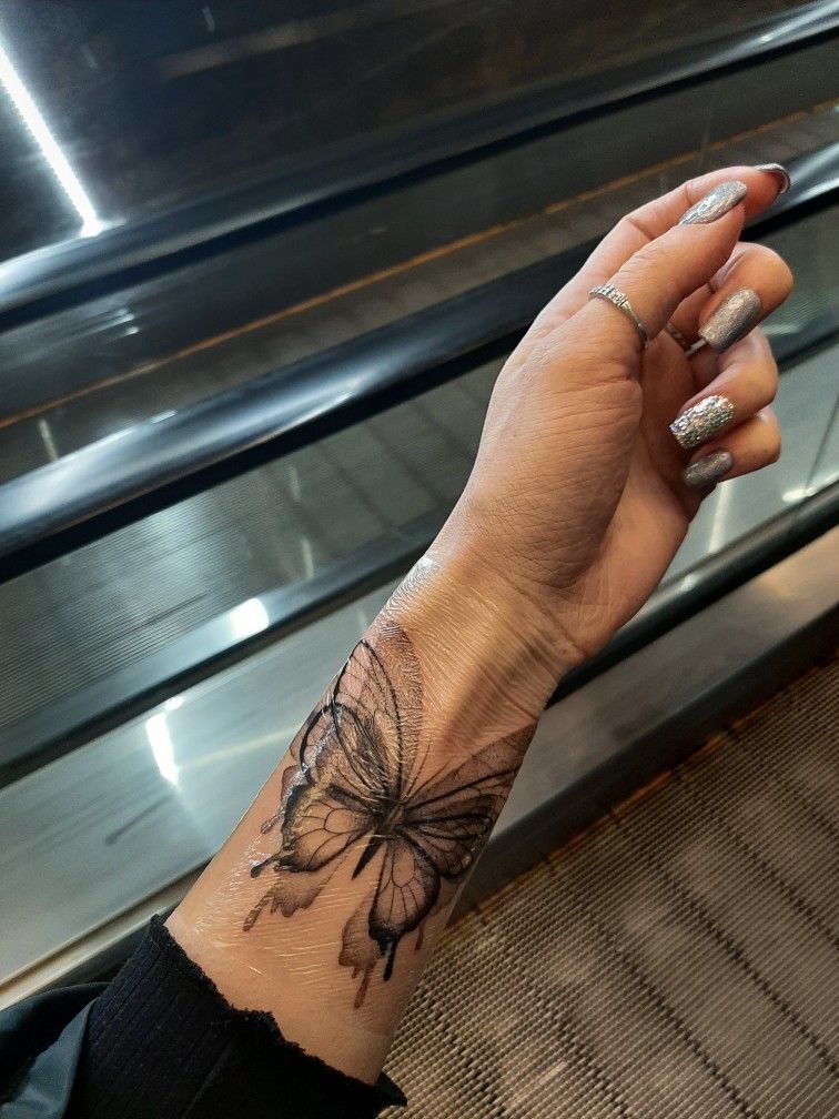 29 Butterfly Hand Tattoo Ideas Full of Meaning and Style