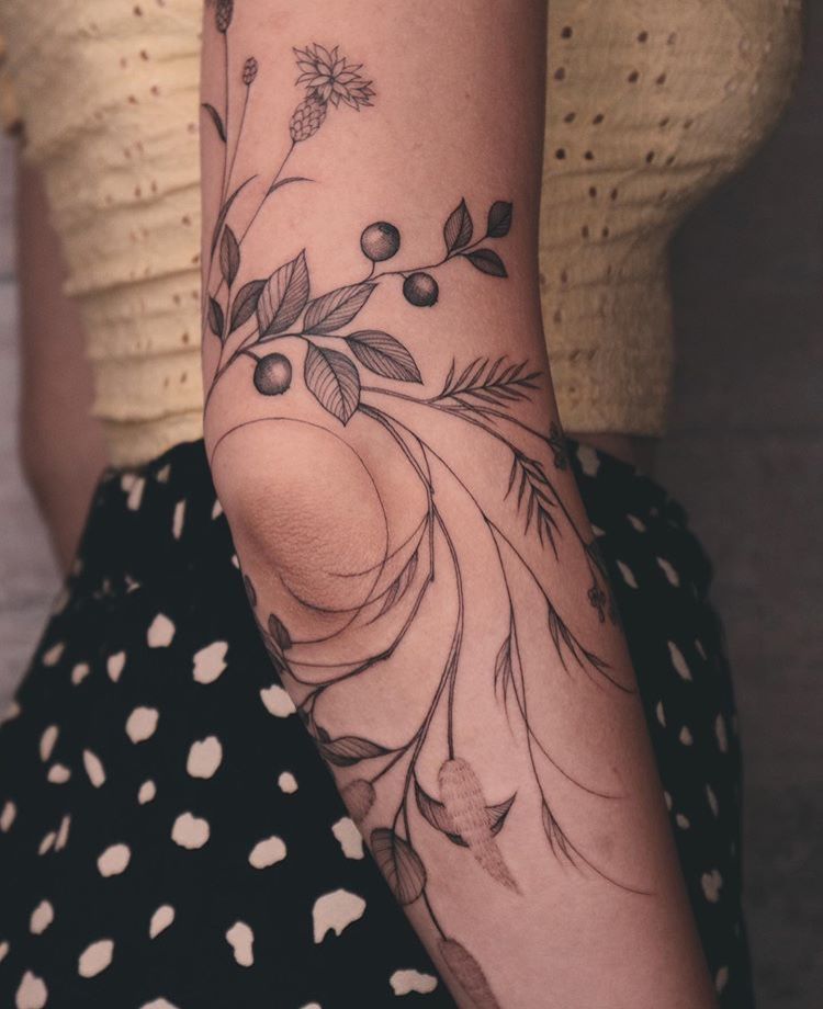 30 Elbow Tattoo Ideas: Designs That Move With You in