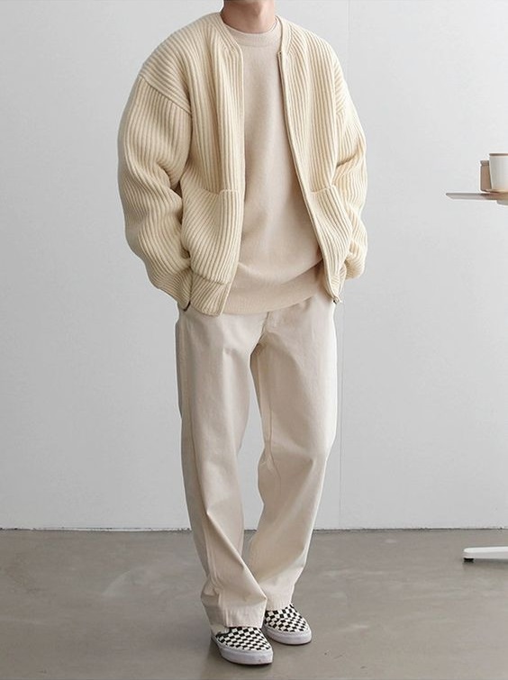 20 Trendsetting Fall Outfit Ideas for Men in : From Casual Comfy to Sophisticated Elegance