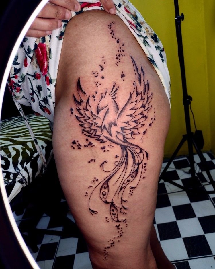 26 Fenix Tattoo Ideas for Men and Women: Feminine and Masculine Designs