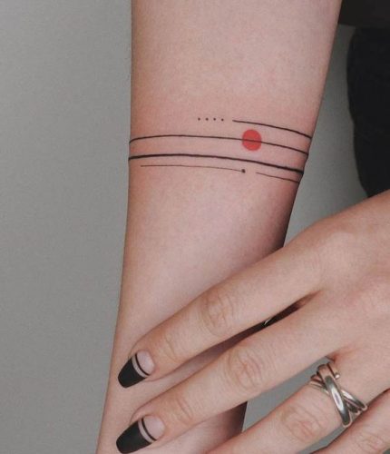 19 Alluring Forearm Tattoo Ideas for Women