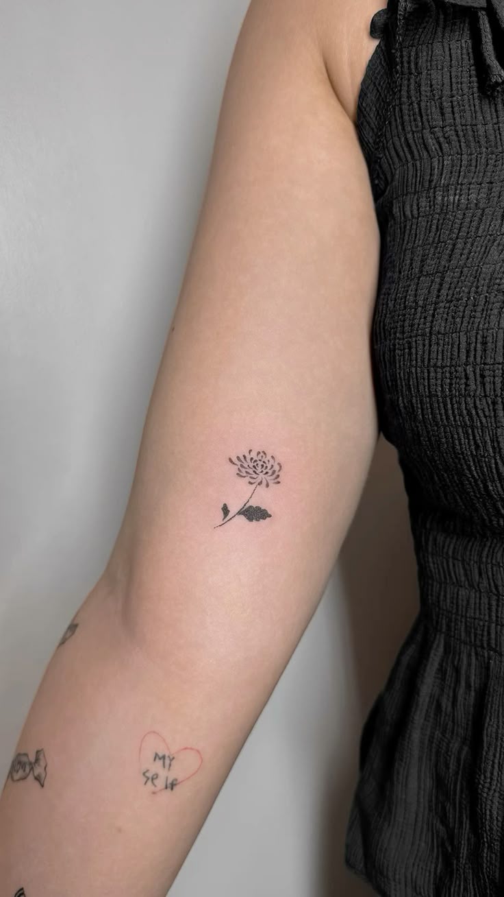27 November Birth Flower Tattoo Ideas Featuring Chrysanthemums, Peony, Fine Line Designs