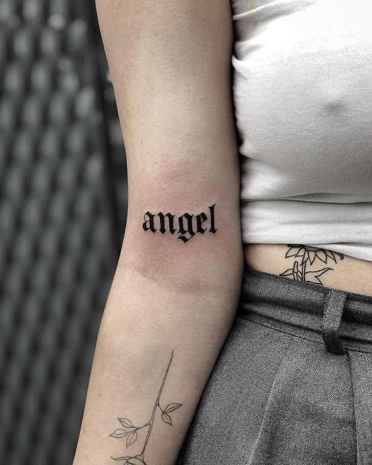 30 Name Tattoo Ideas : Cute, Unique & Dainty Designs for Women and Men Forearm, Neck, or Hand