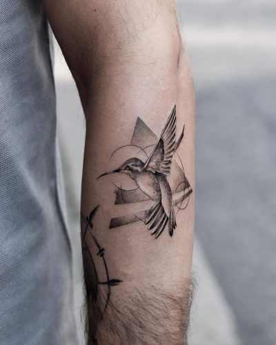 Discover 18 Stunning Geometric Bird Tattoo Designs for : Artistic Ideas for Men and Women