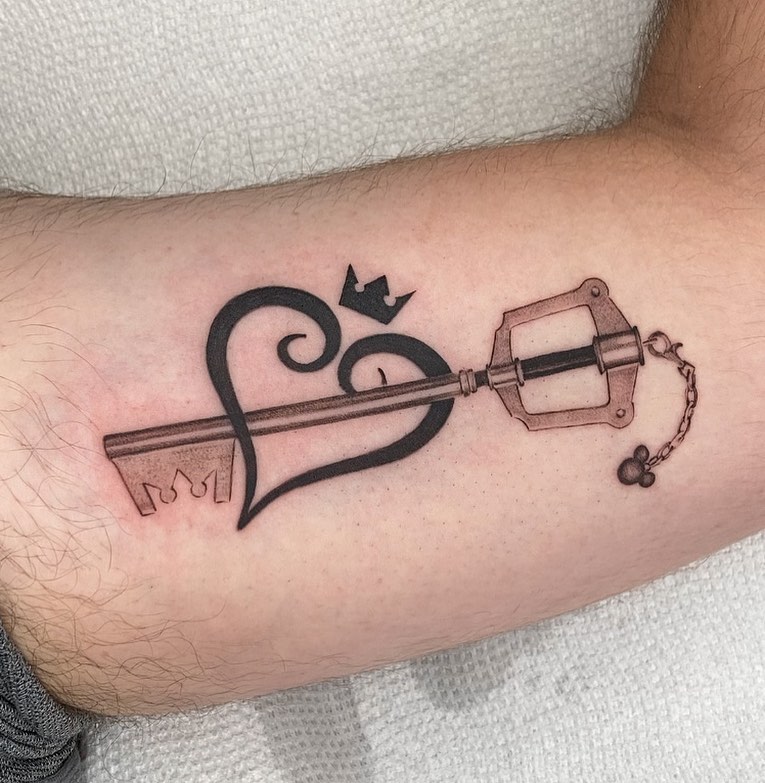 30 Kingdom Hearts Tattoo Ideas: From Subtle Symbols to Story-Driven Sleeves