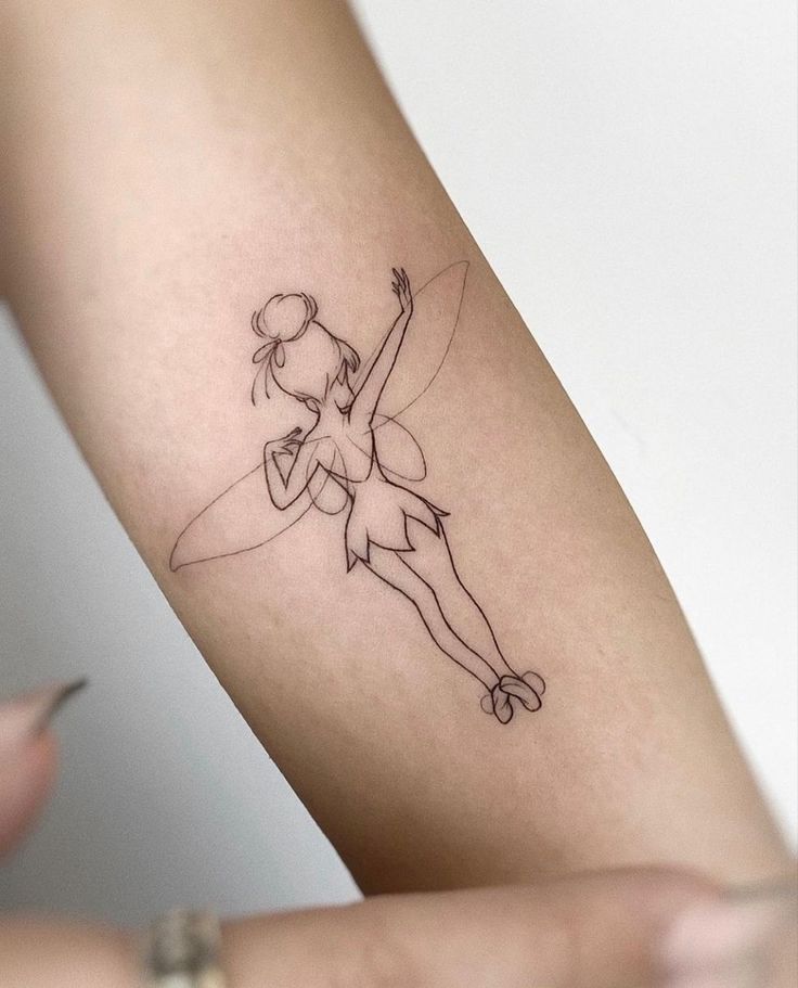 Explore 20 Stunning Fine Line Tattoo Ideas: Minimalist Designs for Women & Men