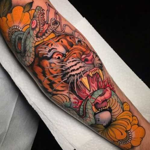 23 Traditional Tiger Tattoo Ideas