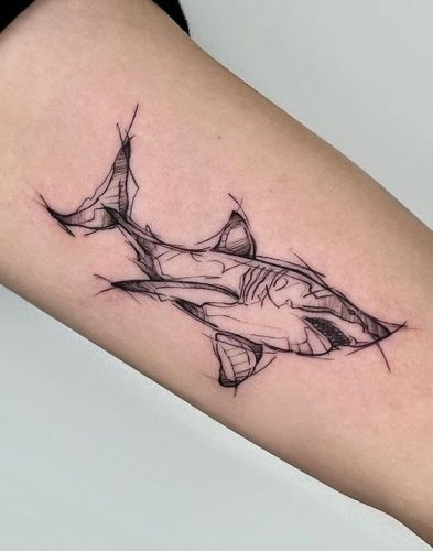 Explore 18 Stunning Shark Tattoo Designs for : From Elegant Minimalism to Vibrant Watercolors