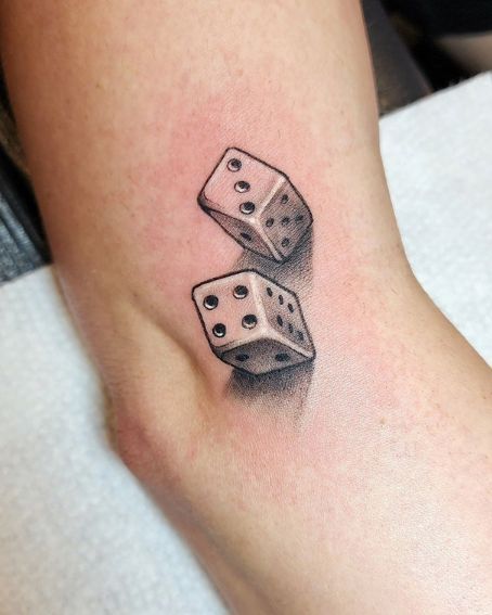 25 Dice Tattoo Ideas with Cool Flash Designs, Stencil Outlines & Men s Placement