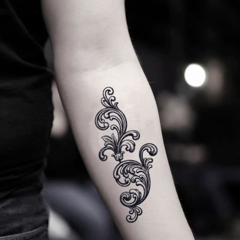 27 Filigree Tattoo Ideas: Baroque Scrollwork That Moves With the Body