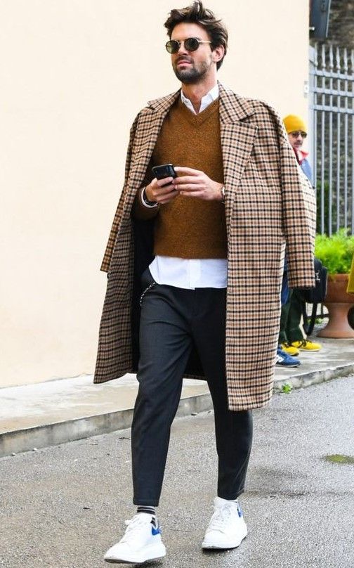 20 Trendsetting Fall Outfit Ideas for Men in : From Casual Comfy to Sophisticated Elegance
