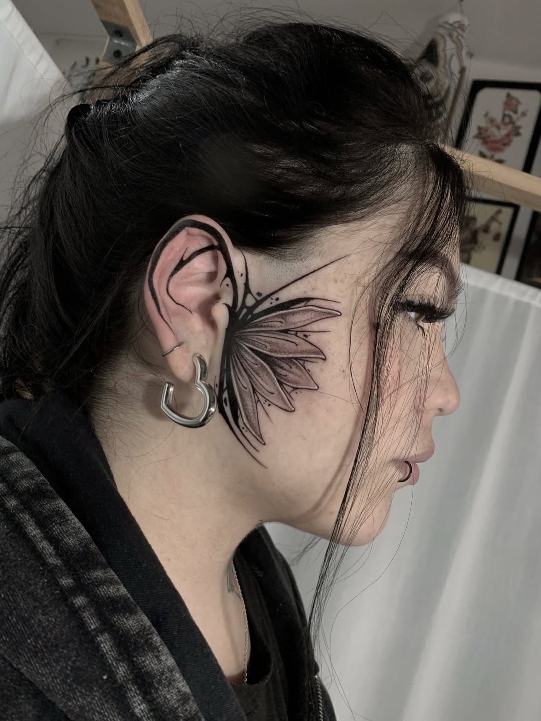 28 Ear Tattoo Ideas for Women and Men with Piercings Inner, Behind, Side, Fine Line, Flowers, Mandala, Moon, Rose, Cross, Stars, Spider Web