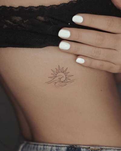 19 Beachy Tattoos Ideas: Capture the Sun and Sea in Beautiful Ink