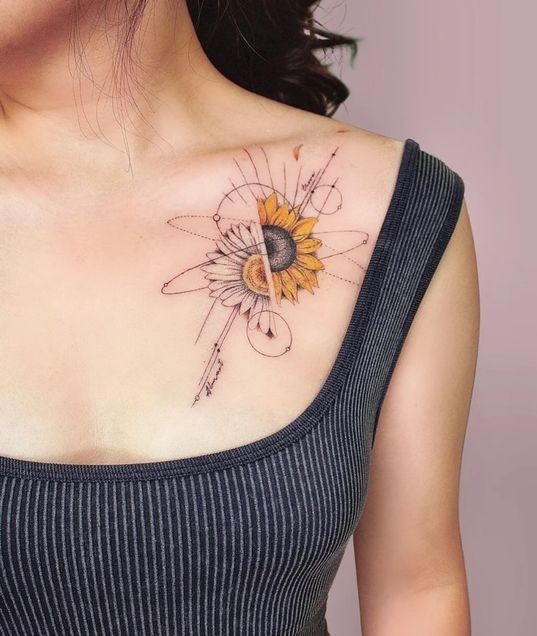 27 Collarbone Tattoo Ideas With Minimalist, Floral, Color, and Fine Line Designs