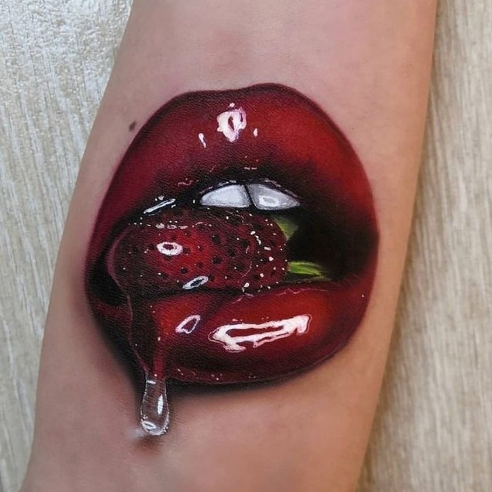 29 Lip Tattoo Ideas With Kiss Prints, Vampire Designs, Color Ideas, Shading, Placement Tips