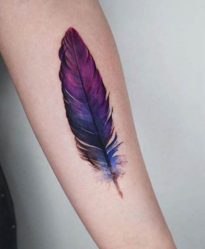 Explore Vibrant Feather Tattoo Ideas: Designs for Men and Women with Artistic and Cultural Significance