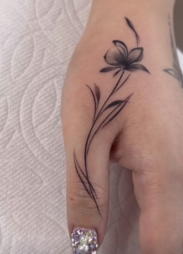 24 Lily Flower Tattoos Ideas: Stunning Designs and Symbolism