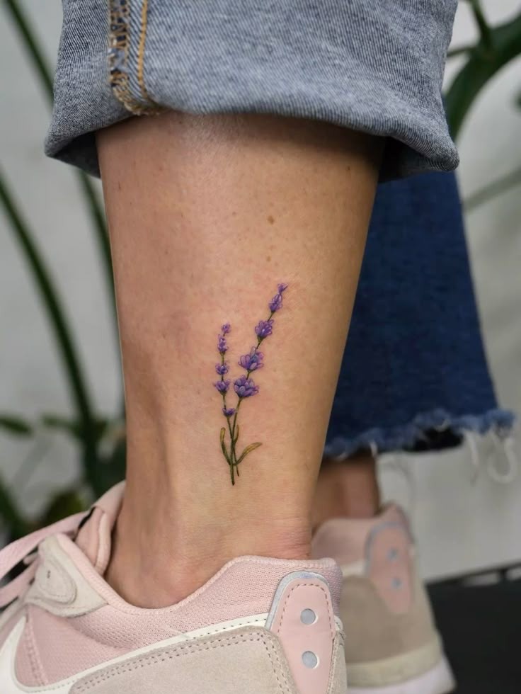 27 Lavender Tattoo Ideas : Fine Line, Bee, Rosemary, Black and Grey, Minimalist, Men and Women