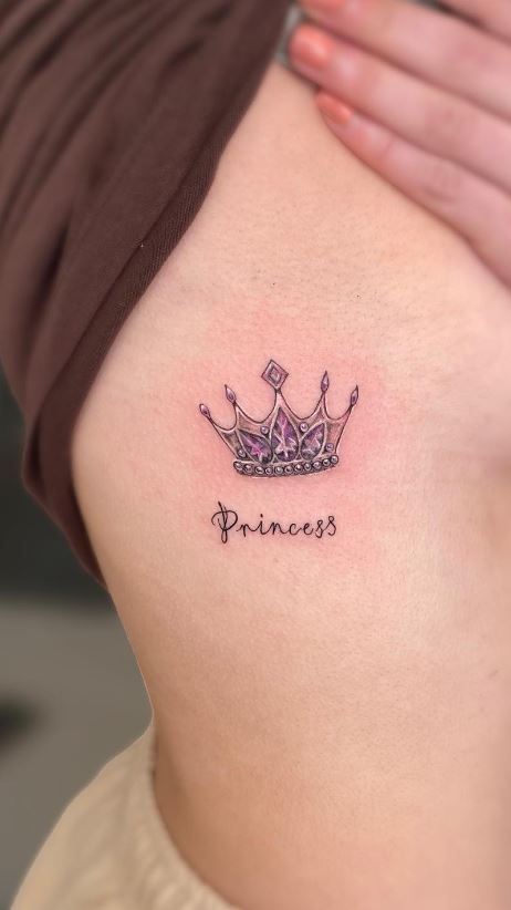 27 Crown Tattoo Ideas : Minimalist, Feminine, and King-Inspired Designs for Men and Women