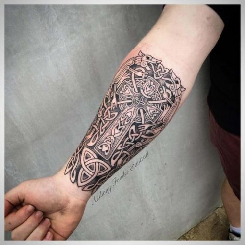19 Folk Tattoo Ideas