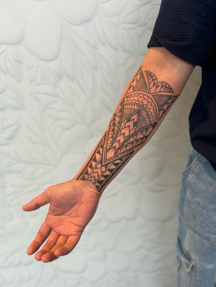 25 Best Half Sleeve Tattoo Ideas for Women & Men Cool Designs & Unique Drawings