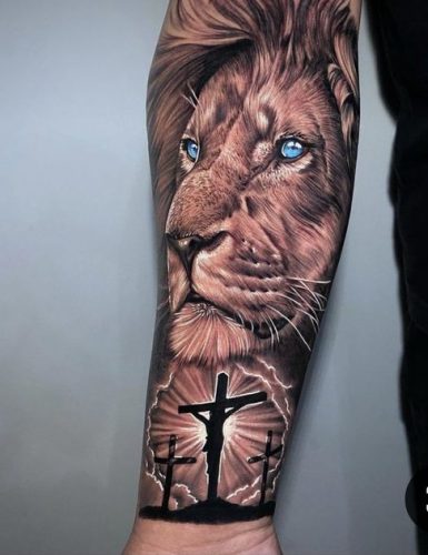 Immerse in Depth: 22 3D Lion Tattoo Ideas