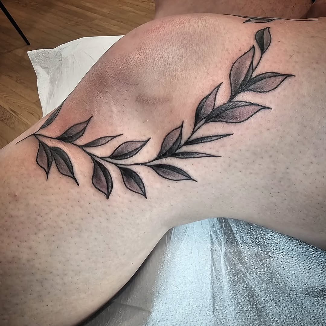 30 Laurel Wreath Tattoo Ideas: Timeless Symbols of Victory With Modern Style