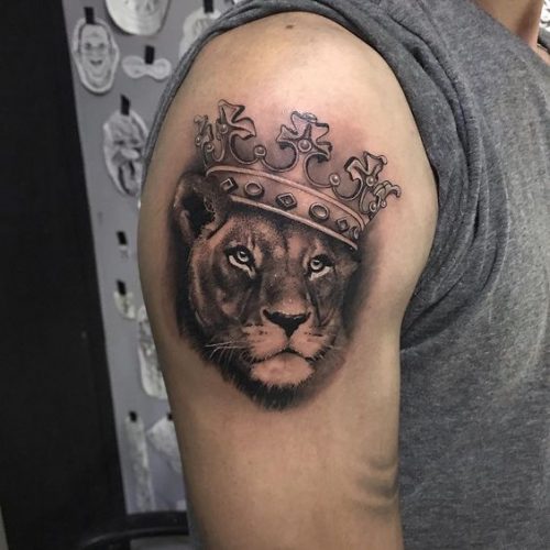 21 Shoulder Lion Tattoo: Showcase Power and Beauty