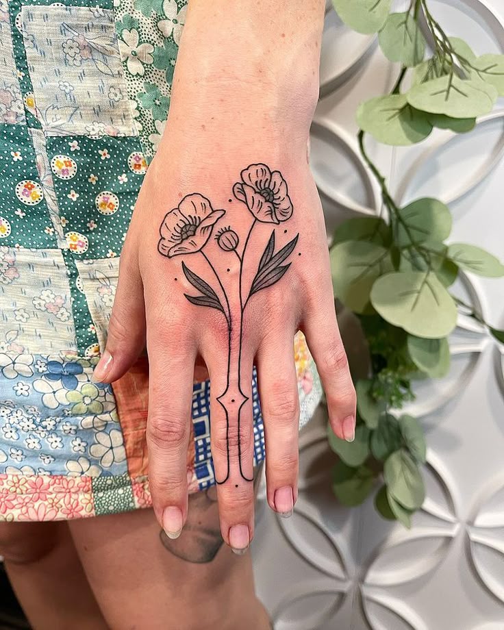 28 Poppy Tattoo Ideas for Women & Men Fine Line, Traditional, Minimalist & Bold Red Floral Designs