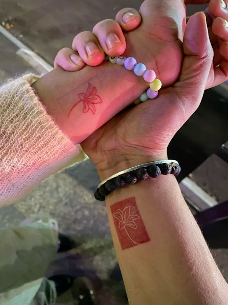 28 Matching Tattoo Ideas for Everyone Cute, Unique, Silly, and Meaningful Ink You’ll Love