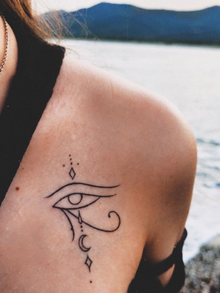 30 Eye of Horus Tattoo Ideas : Design Meaning, Feminine & Men Styles