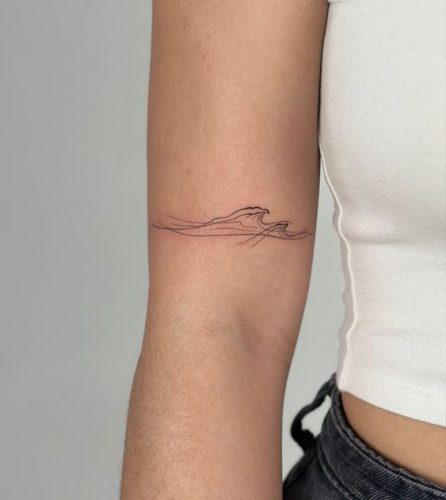 Embracing the Waves: 19 Simplistic Wave Tattoo Ideas for