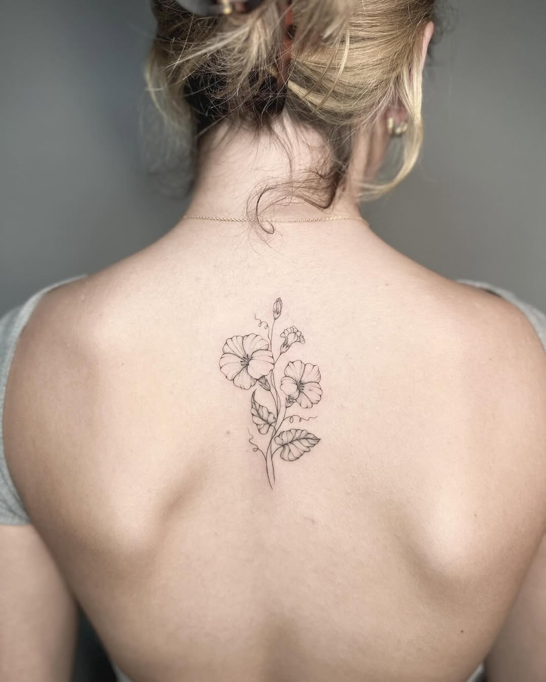 29 Morning Glory Tattoo Ideas: Elegant Vines, Quiet Symbolism, and Wearable Color