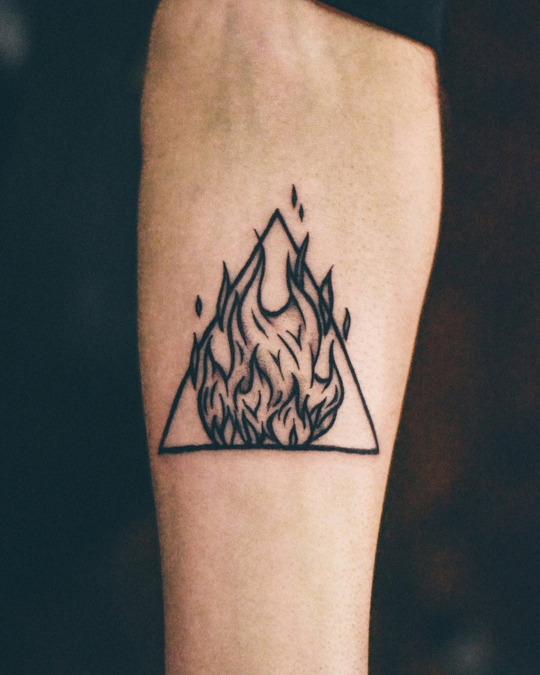 29 Fire Tattoo Ideas: From Minimal Sparks to Full-Sleeve Infernos