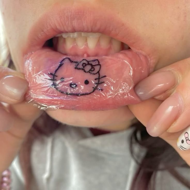 29 Lip Tattoo Ideas With Kiss Prints, Vampire Designs, Color Ideas, Shading, Placement Tips