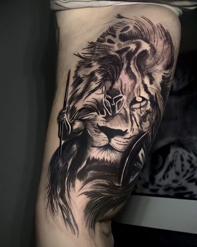 19 Cover Up with a Lion Tattoo: Transform and Renew