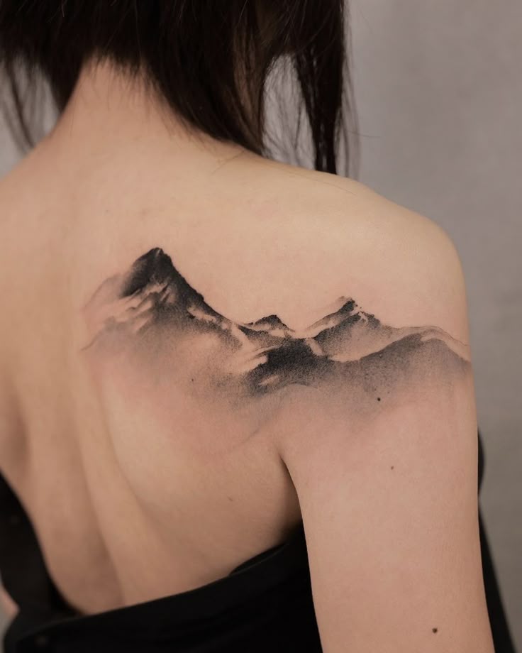 27 Ideas Mountain Tattoo Ideas : Minimalist, Geometric, Fine Line & Sleeve Designs