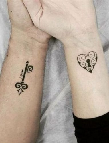 15 Love Couple Tattoo Designs