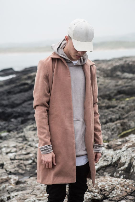 19 Ideas for Men’s Hoodie Outfits in : Streetwear, Casual, and Stylish Looks