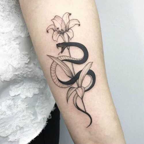 29 Snake and Flower Tattoos Ideas
