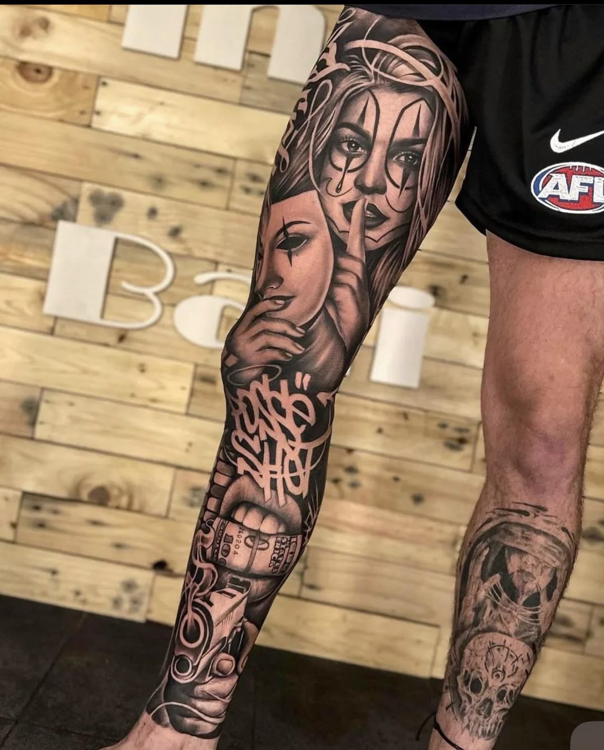 27 Mens Thigh Tattoo Ideas: how to choose art that actually suits your life