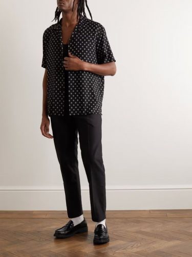 18 Men’s Jeans with Loafers Outfits for : A Blend of Comfort and Style