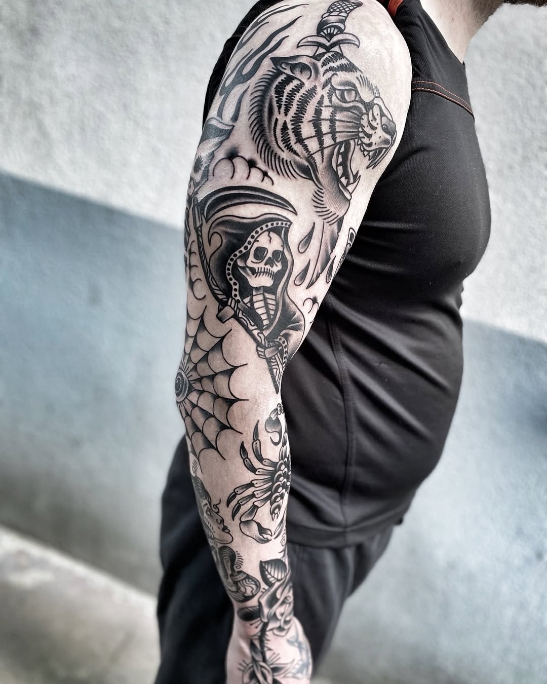 28 Traditional Tattoo Sleeve Ideas: Bold American, Black and Grey, Neo & Japanese Designs for Every Style