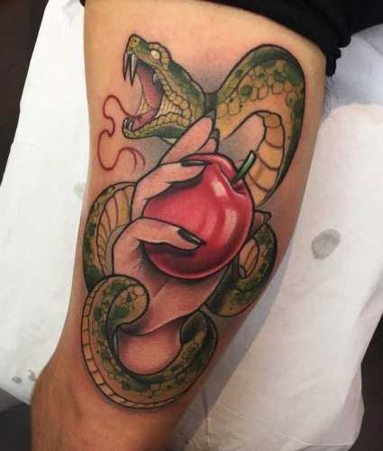 20 Celebrating with Symbolic Snake Tattoos