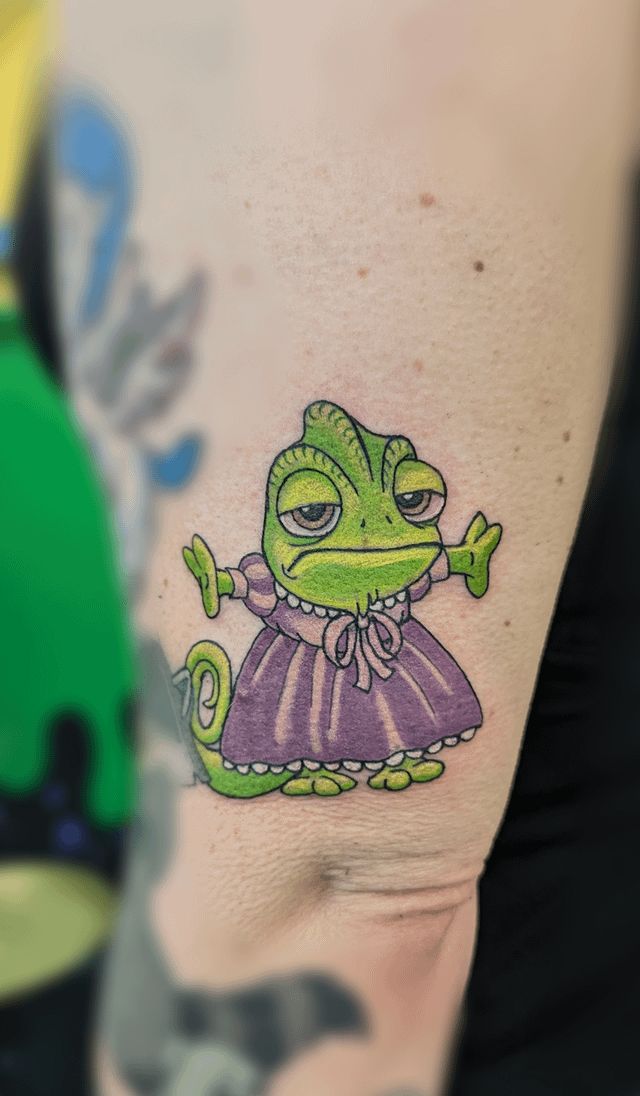 28 Frog Tattoo Ideas with Traditional, Cute, Japanese, Fine Line, and Color Flash Designs