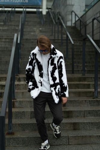 Explore Top 15 Men’s Fur Jackets for : From Classic Leather to Bold Denim Designs