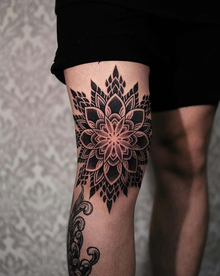 29 Unique Knee Tattoo Ideas : Traditional, Japanese, Gothic, Flower, Skull on Moth, Symmetrical Designs