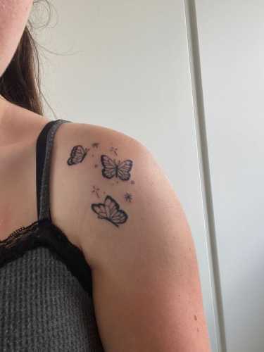 29 Tiny Butterfly Tattoo Ideas